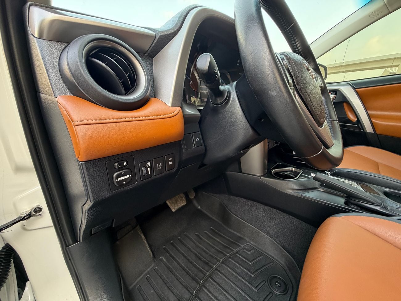 تويوتا راف ٤