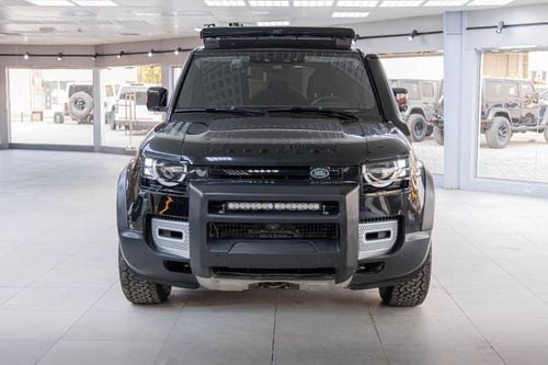 لاند روفر ديفندر 110 S P300 2.0L