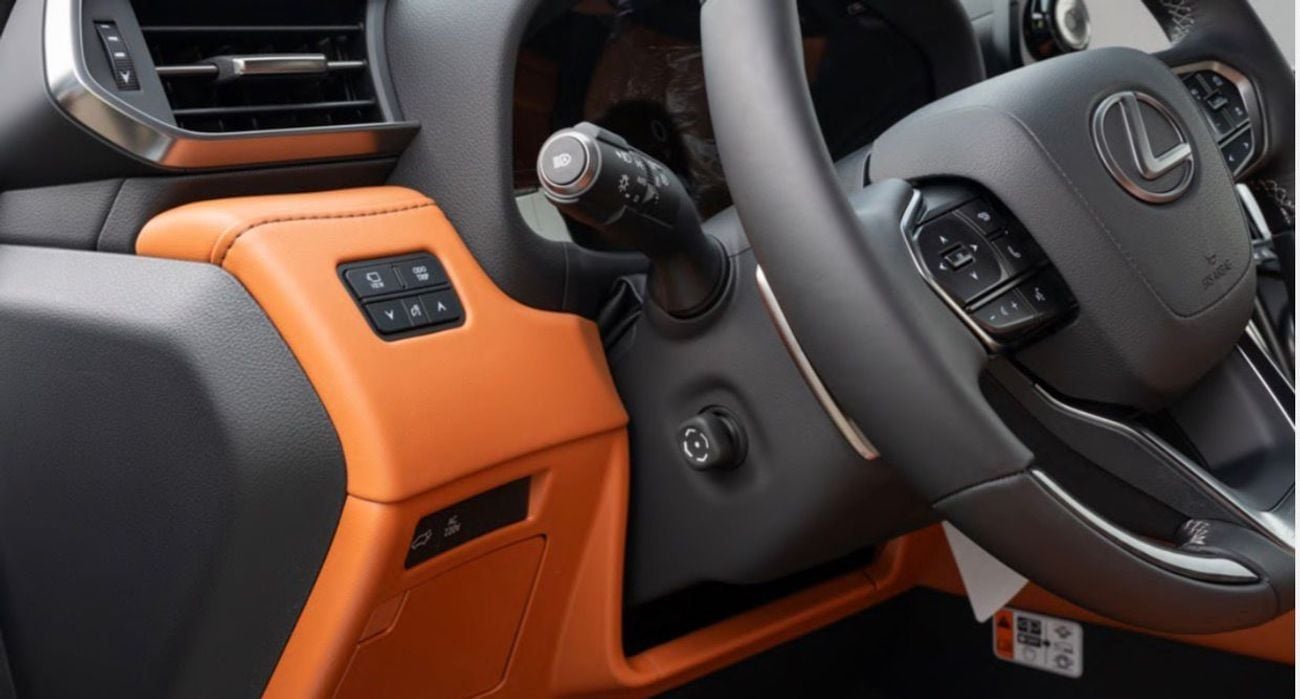 لكزس LX 700h VIP