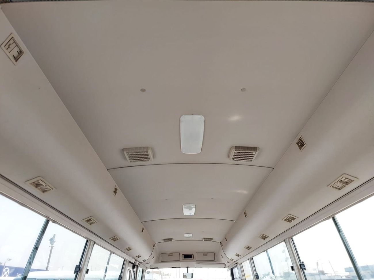 ميتسوبيشي روزا (RAMADAN OFFER) MITSUBISHI ROSA BUS RHD 2005 MODEL 4.9 L DIESEL MANUAL(PM400037)