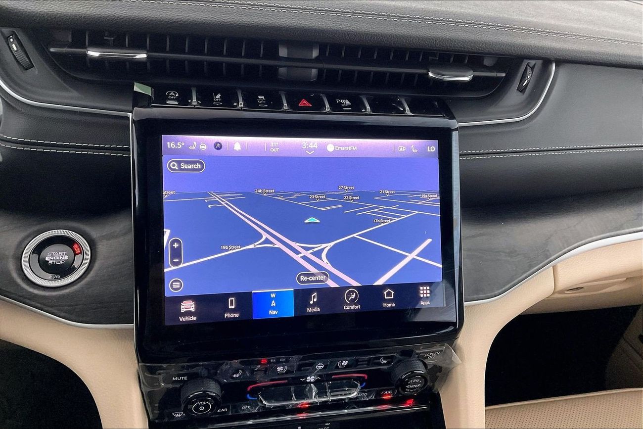 Jeep Grand Cherokee Limited Plus | National Day Celebration | Guaranteed Warranty | 0 Down Payment