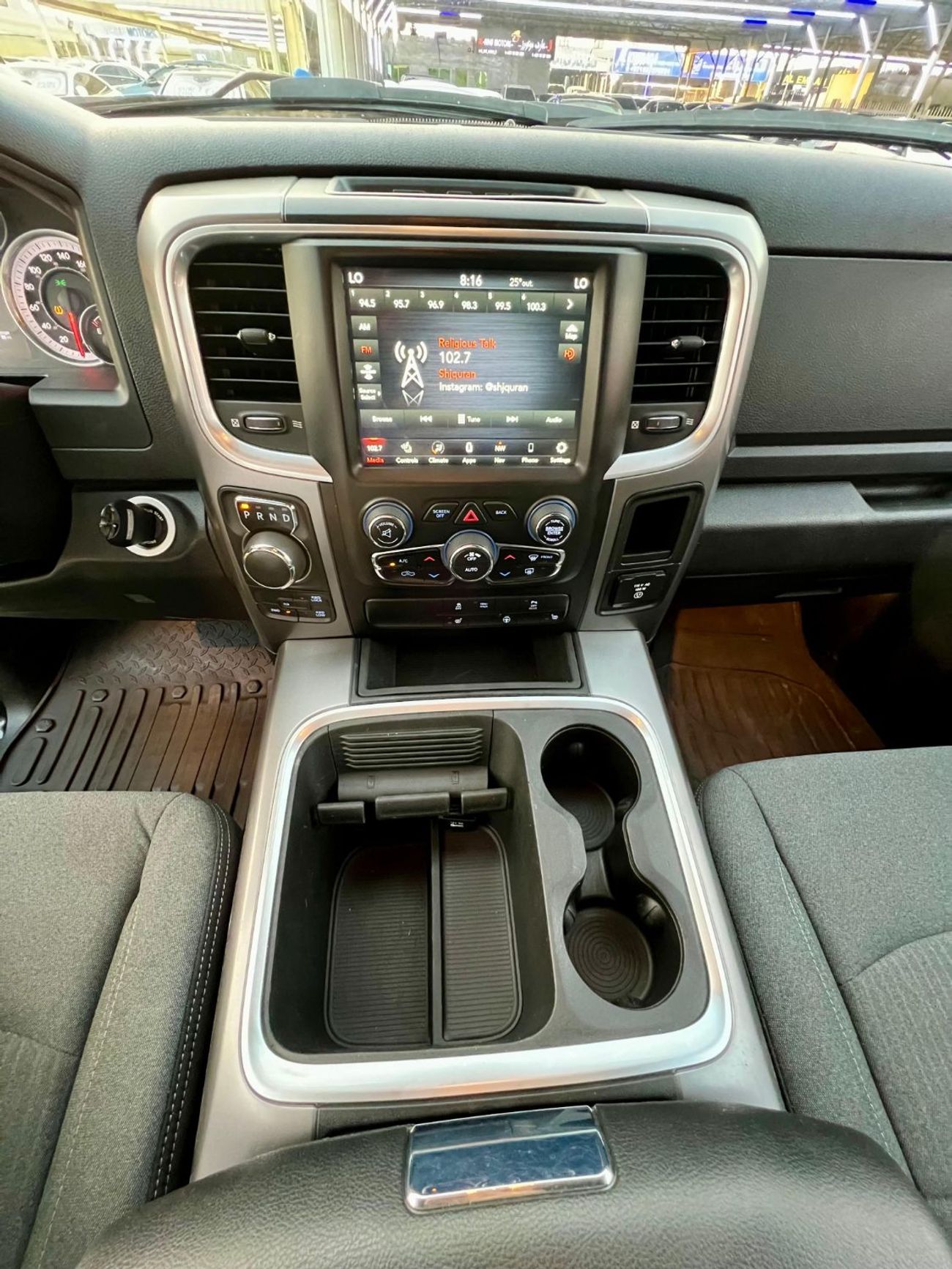 دودج رام فان Ram classic v6 warranty one bank financie available