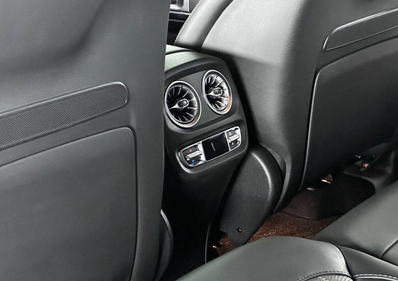 Mercedes-Benz G 63 AMG Std 4.0L