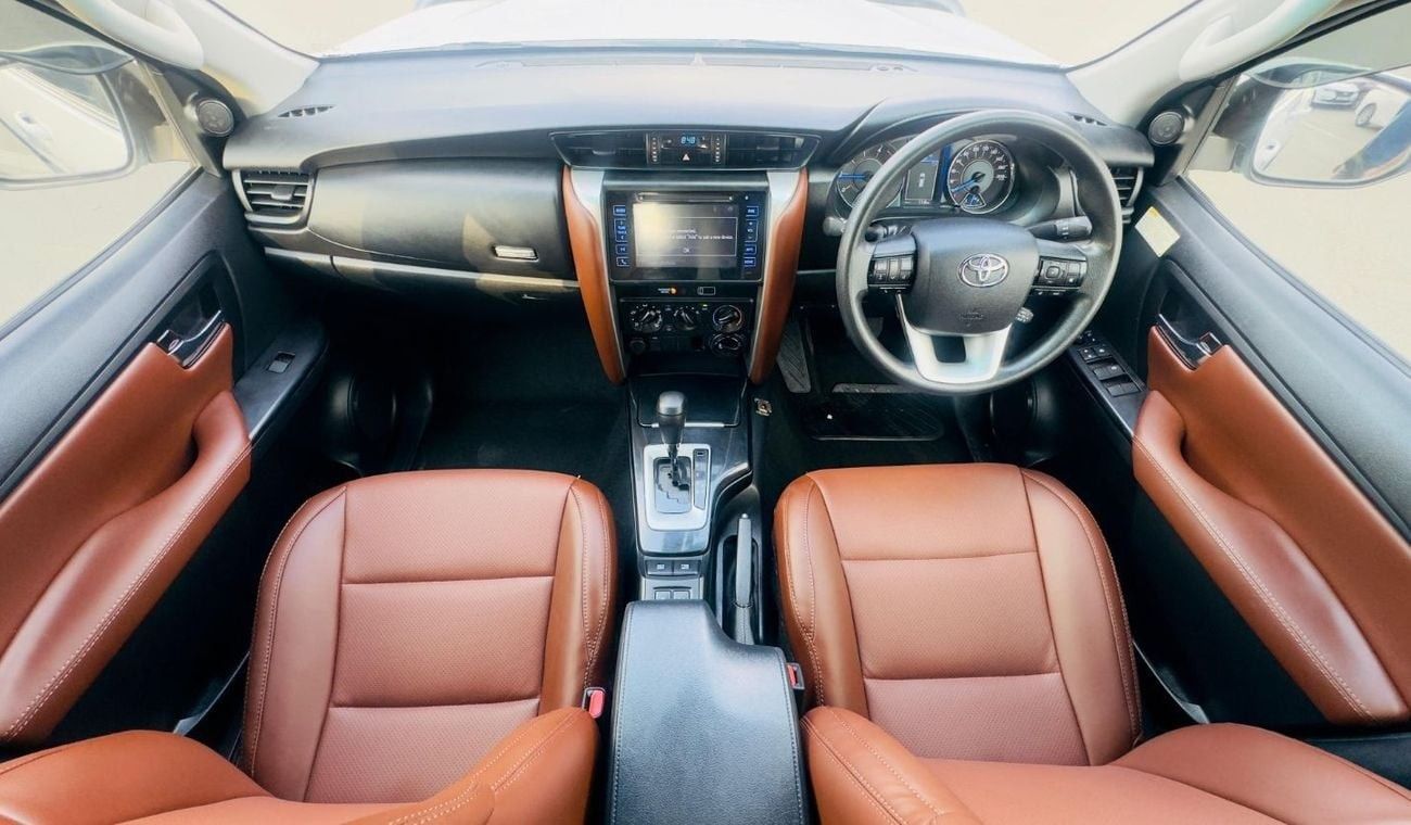 Toyota Fortuner PREMIUM BULL BAR WITH HEAVY FOCUSD LIGHTS | 2.8 DIESEL ENGINE | RHD