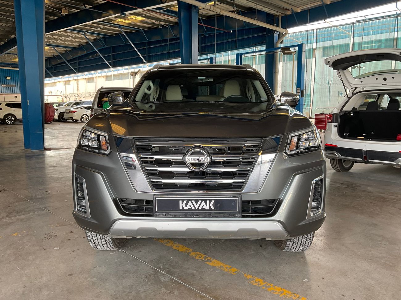 نيسان إكستيرا Titanium | شامل الضمان | 0 ﺪﻔﻋﺓ ﺃﻮﻟﻯ