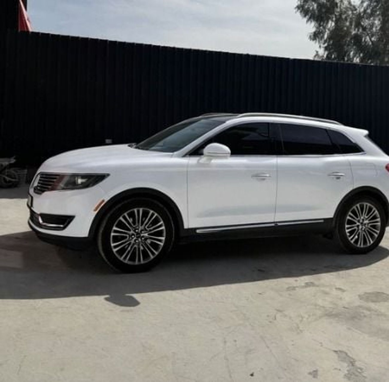 لينكولن ام كى اكس