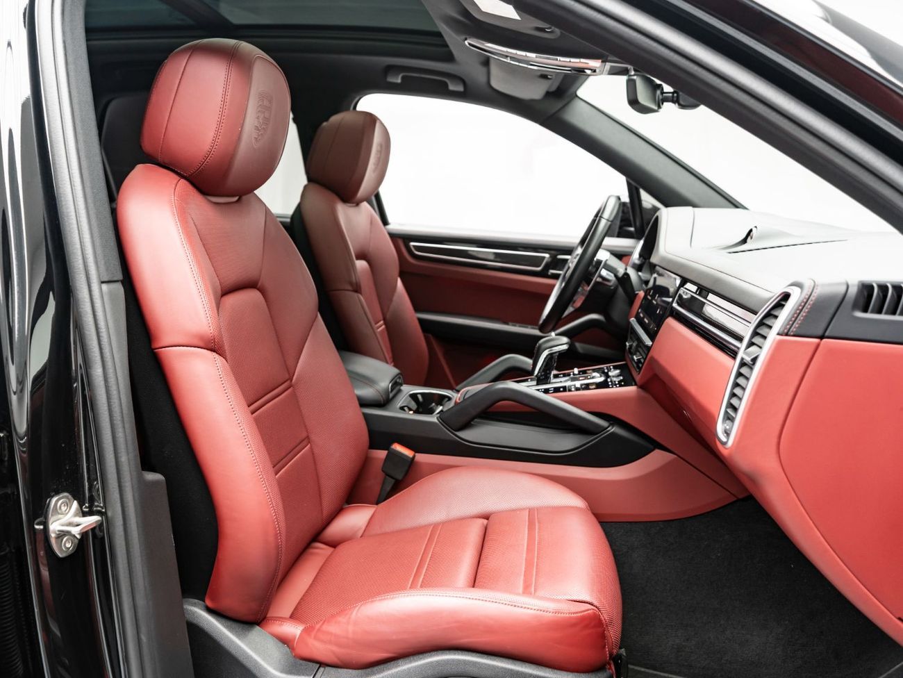 Porsche Cayenne Platinum Edition