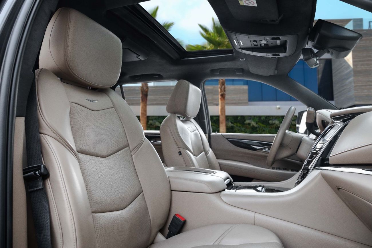 Cadillac Escalade Platinum | 3,819 P.M  | 0% Downpayment | Excellent Condition!