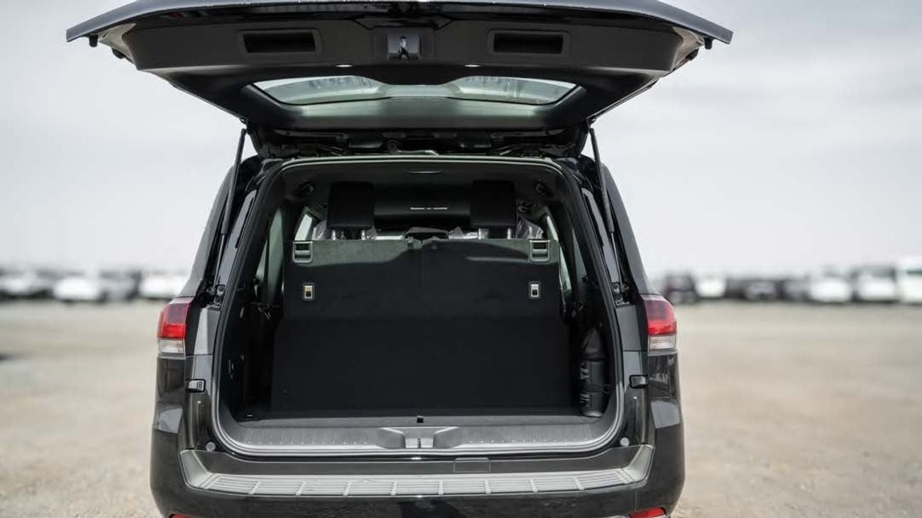 تويوتا لاند كروزر GXR 3.5L Land Cruiser 3.5 GXR 2025