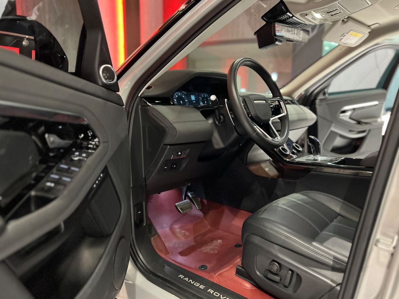 Land Rover Range Rover Evoque P250 SE 2.0L