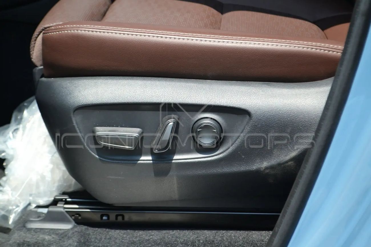 Toyota Prado Adventure Mono Tone 2.4T