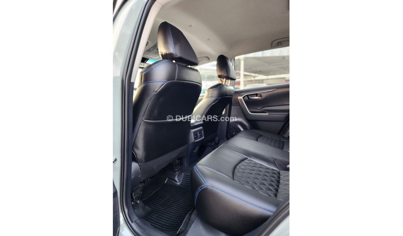 Toyota RAV4 RAV4 XLE