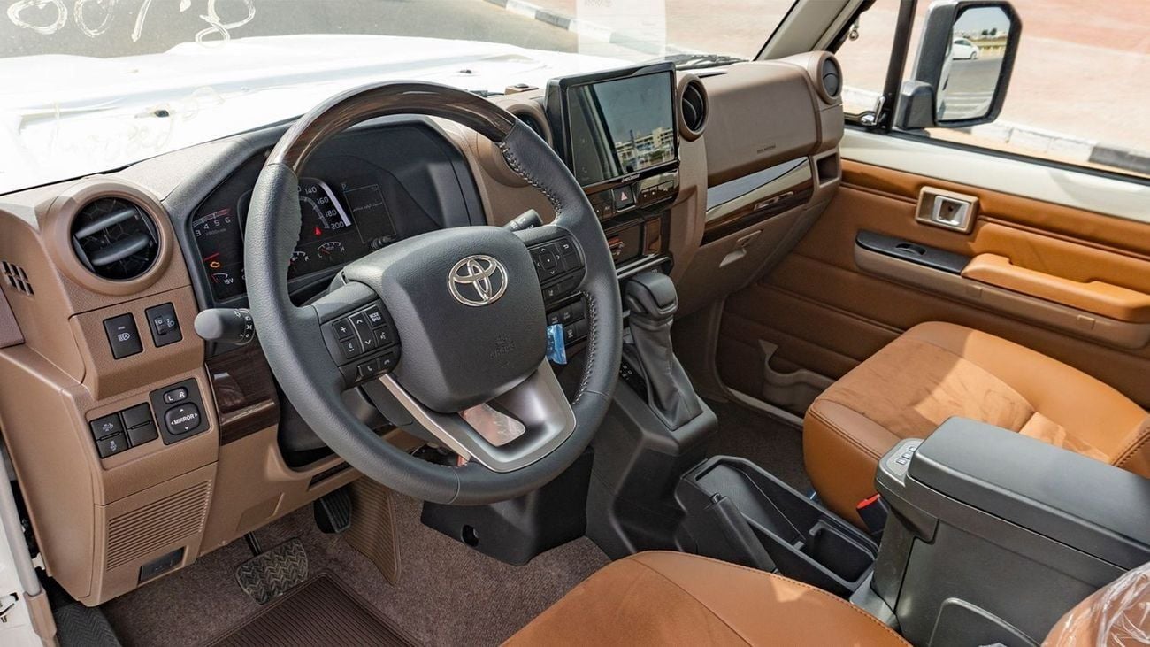 Toyota Land Cruiser 70 2025 Toyota Land Cruiser LC 71 2.8 Diesel Full option (White)