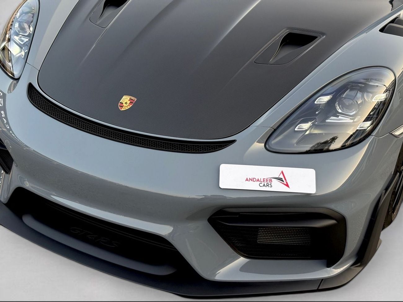 بورش كايمان 718 GT4 RS FULL AGENCY SERVICE & WARRANTY | WEISSACH | 0% DOWN | AED 10,400 P.M