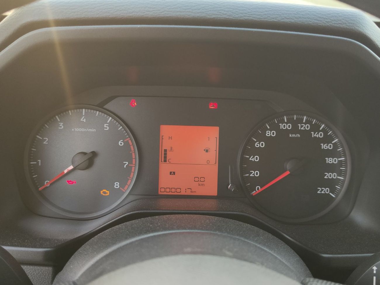 Mitsubishi L200 MITSUBISHI L200 PETROL GLX 2.4L 2025