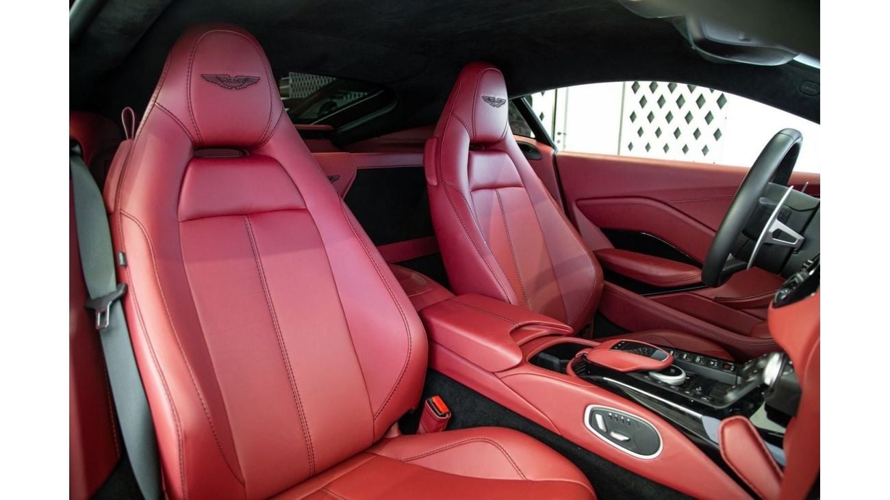 Aston Martin Vantage Aston Martin Vantage V8