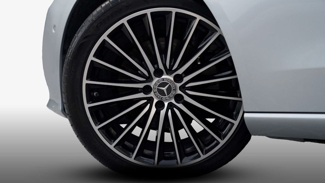 Mercedes-Benz C 200 Premium 2.0L