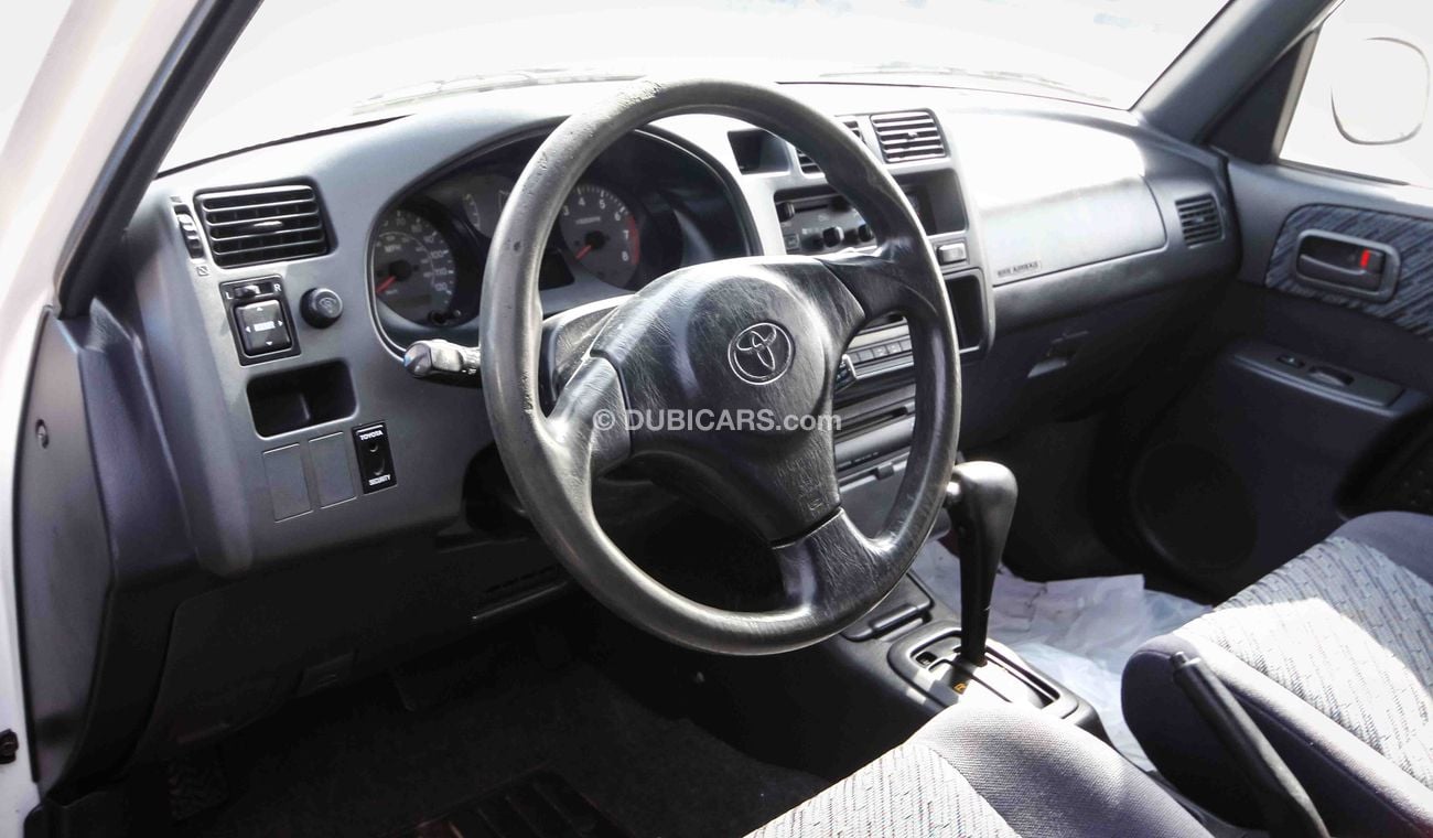 Toyota RAV4 left hand drive with sunroof