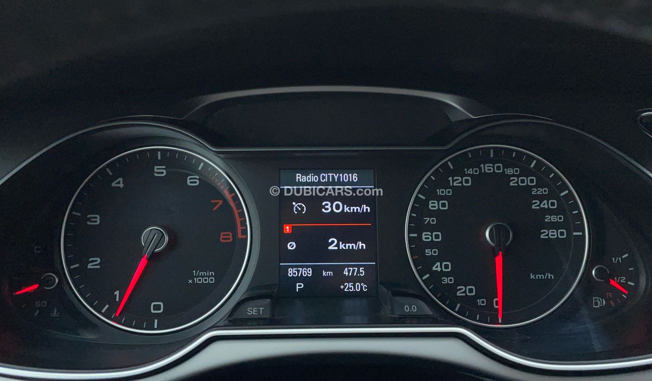 أودي A4 35 TFSI 2000