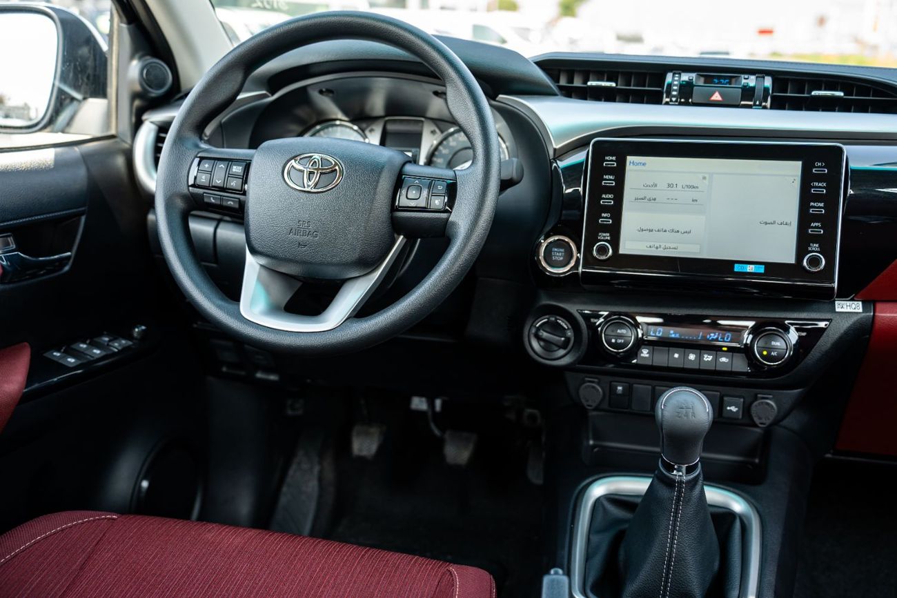 تويوتا هيلوكس Toyota Hilux  2.7ltr  -M -T  Double Cabin 4x4 Full Option  2025 Pickup