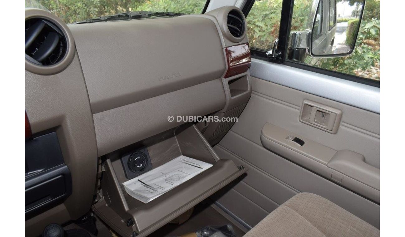 Toyota Land Cruiser LAND CRUISER SHORT WHEEL BASE