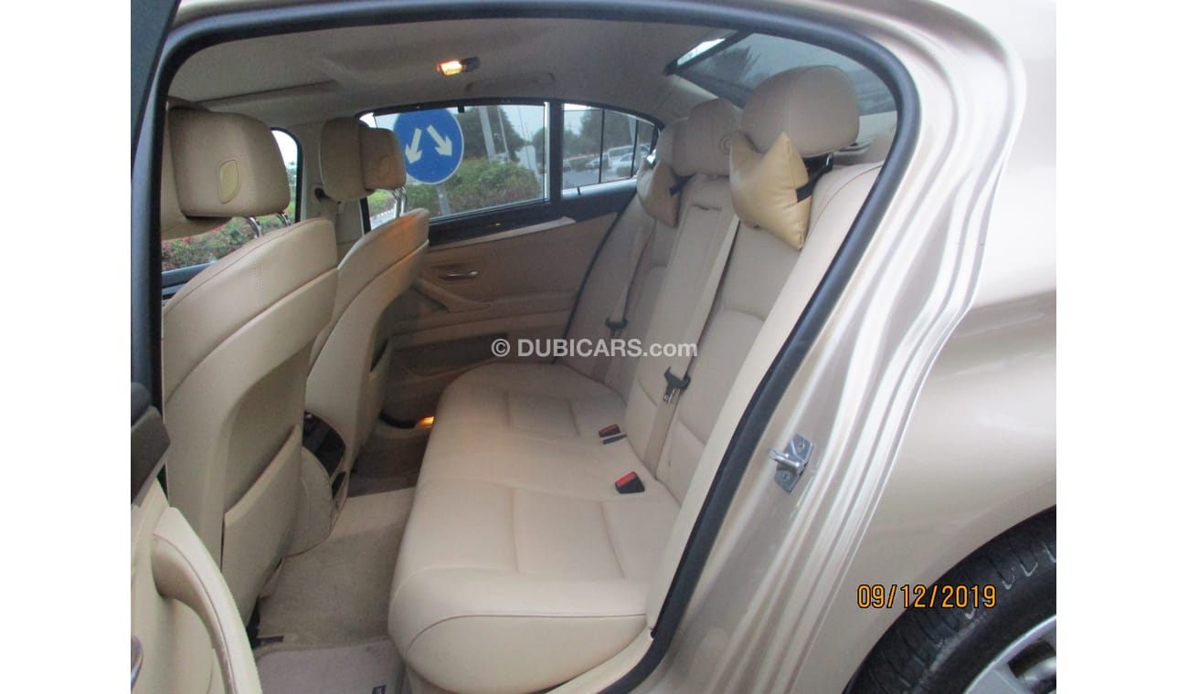 BMW 523i BMW 523i GULF SPACE FULL OPTIONS 2011 V6