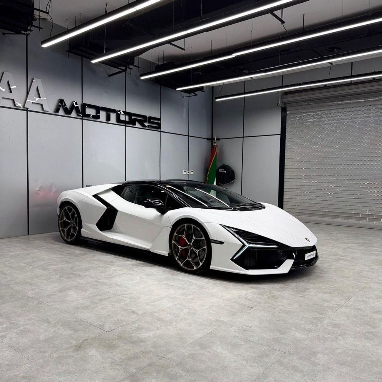 لامبورغيني ريفويلتو STD Lamborghini Revuelto 2025 مواصفات يابانية