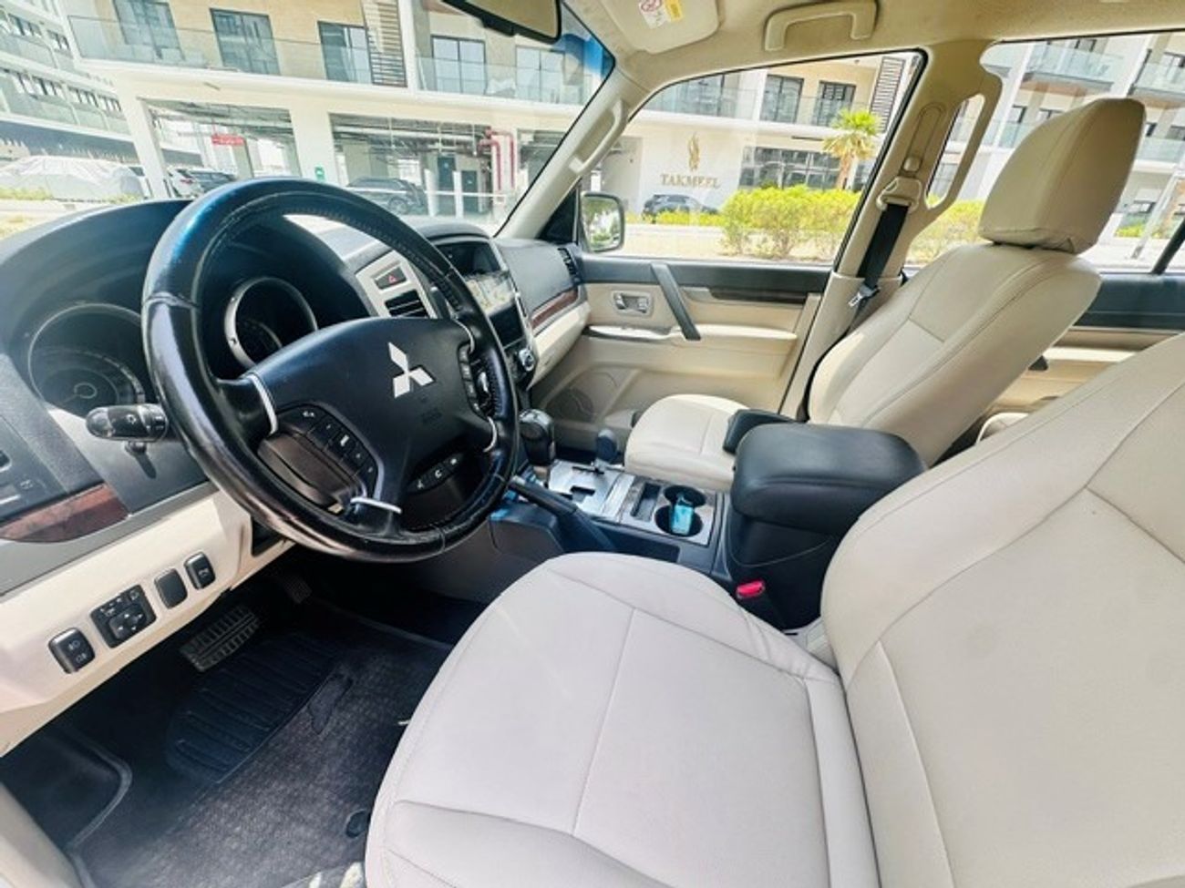 Mitsubishi Pajero GLS HIGHLINE