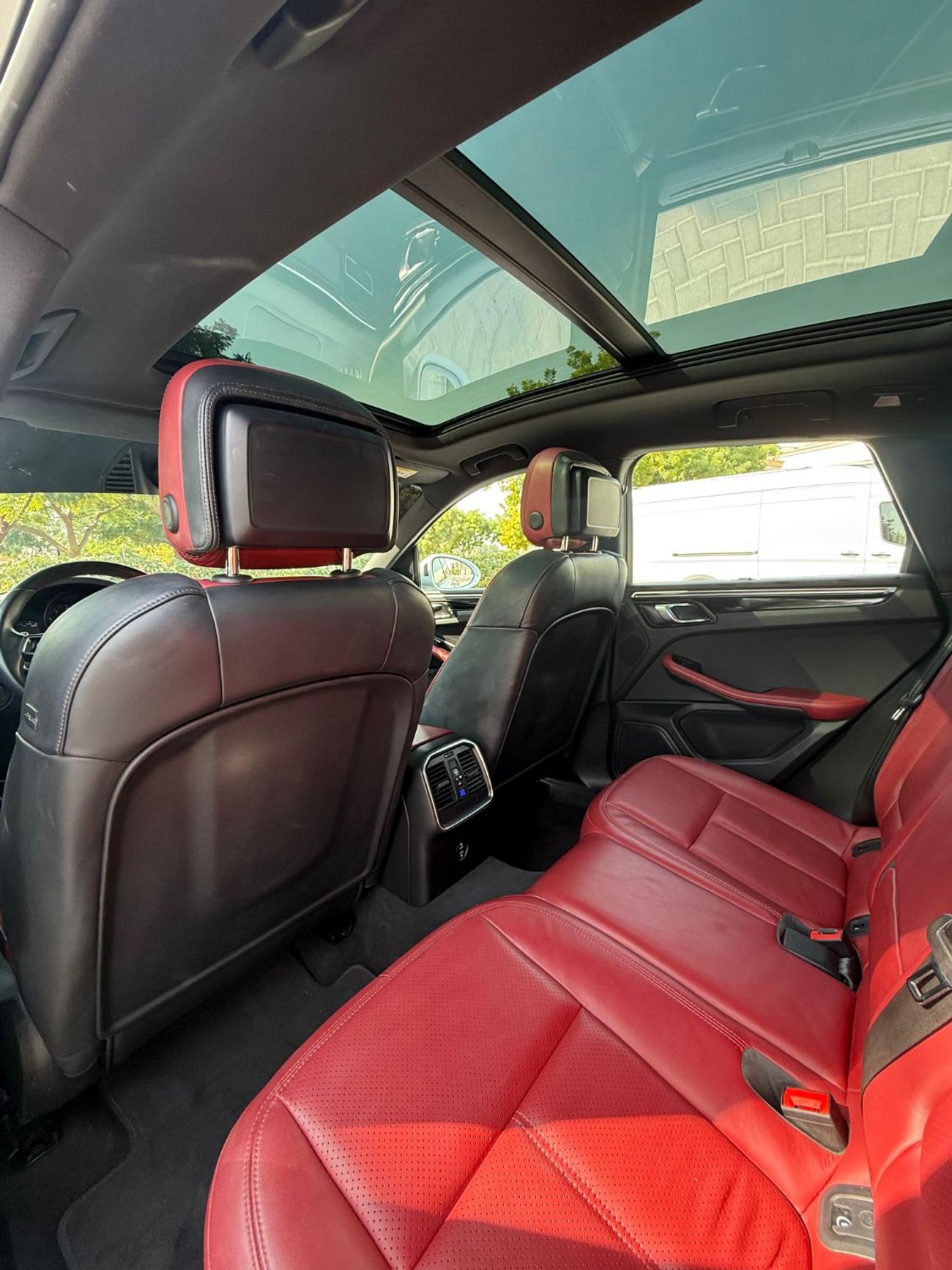 بورش ماكان T 2.0L Edition gcc under warranty