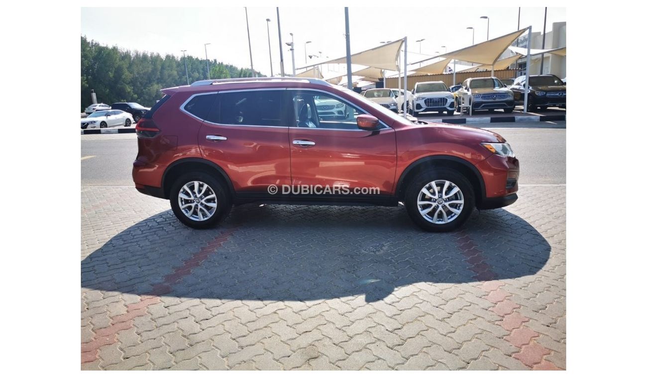 Nissan XTrail SV - AWD