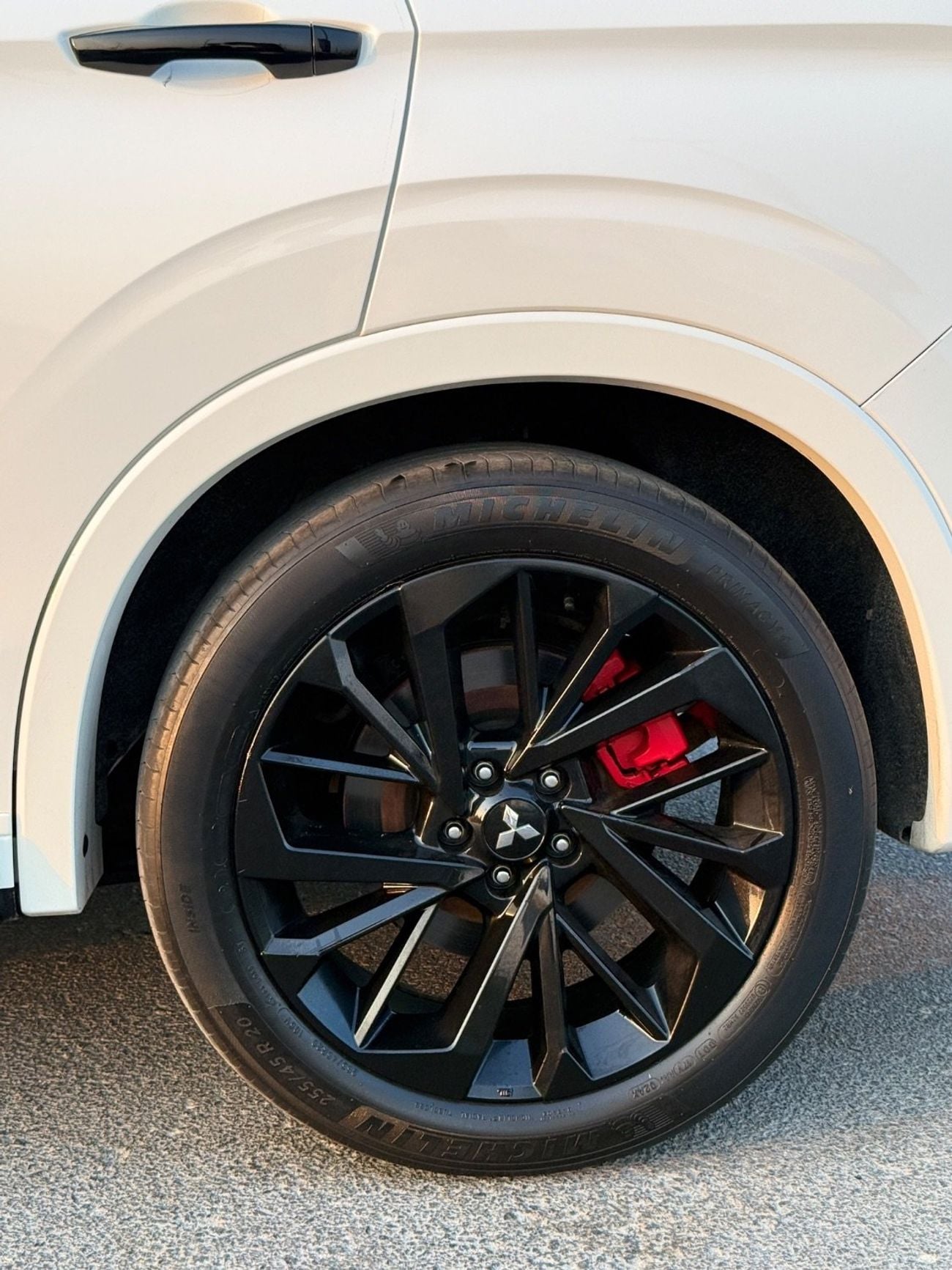 Mitsubishi Outlander PREMIUM LAUNCH EDITION Prime edition H- line 2024 full option