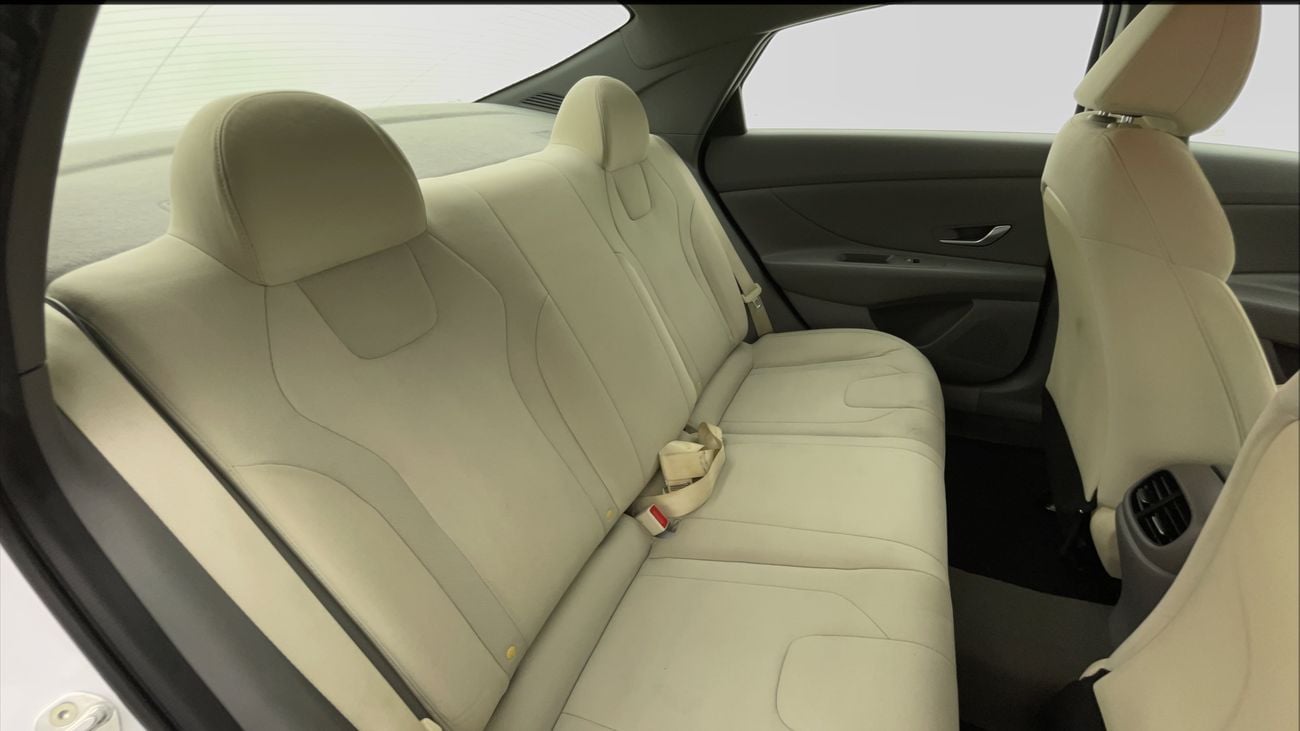 Hyundai Elantra SMART 1.6 | Zero Down Payment | Home Test Drive