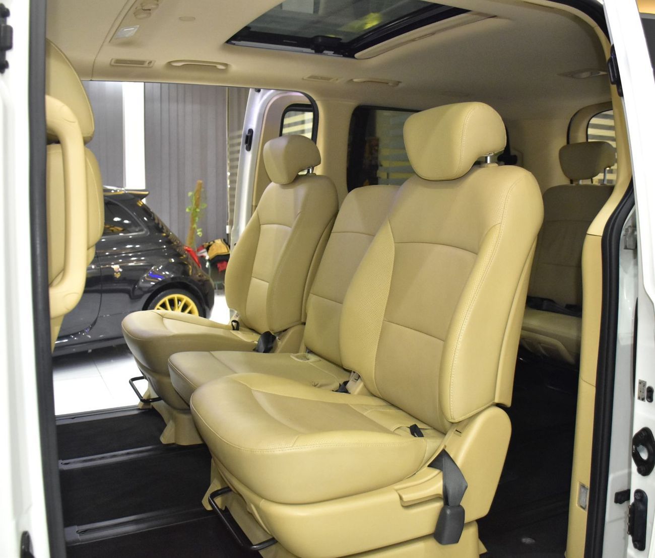 هيونداي H1 ستاريكس EXCELLENT DEAL for our Hyundai H1 ( 2018 Model ) in White Color GCC Specs