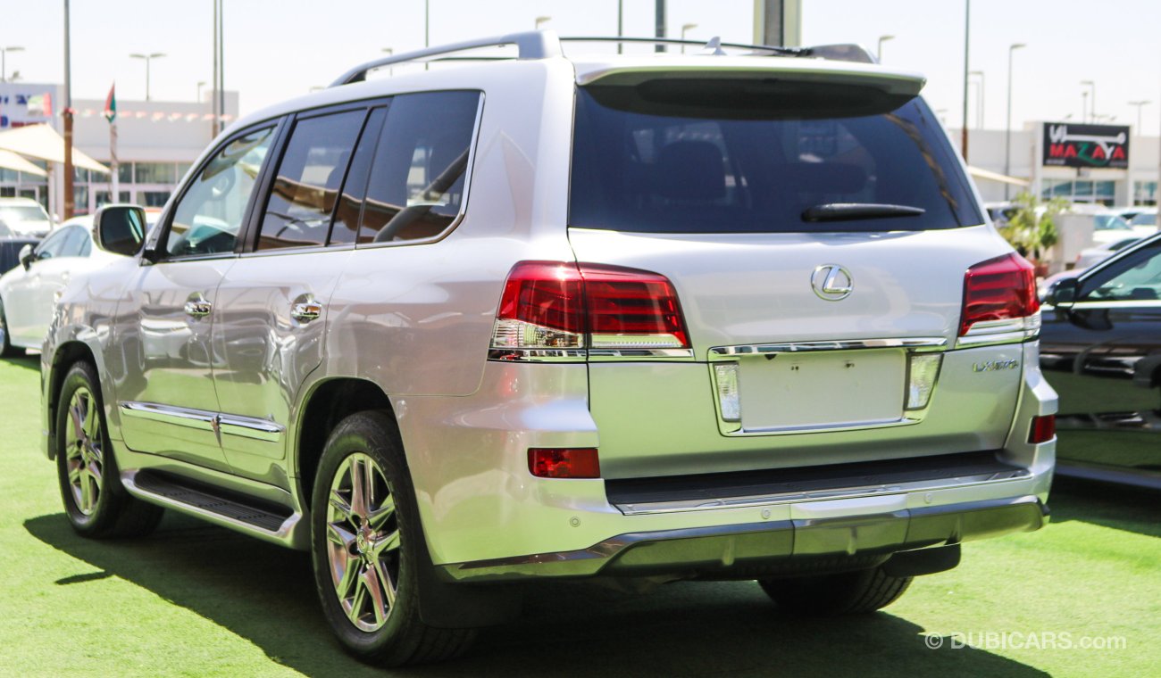 Lexus LX570