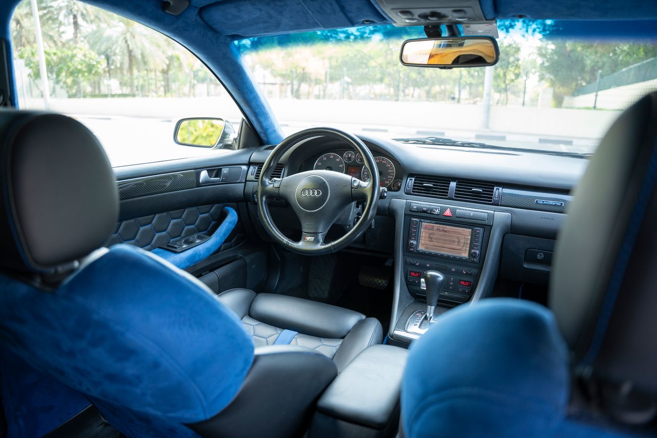 Audi S6 2004 AUDI S6 JAPANESE SPEC - Less Mileage New Interior