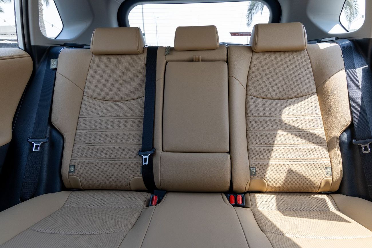 Toyota RAV4 Toyota Rav4 Limited 2.5L - Hybrid - AWD - Panoramic Roof - GCC -  2025 (Export)