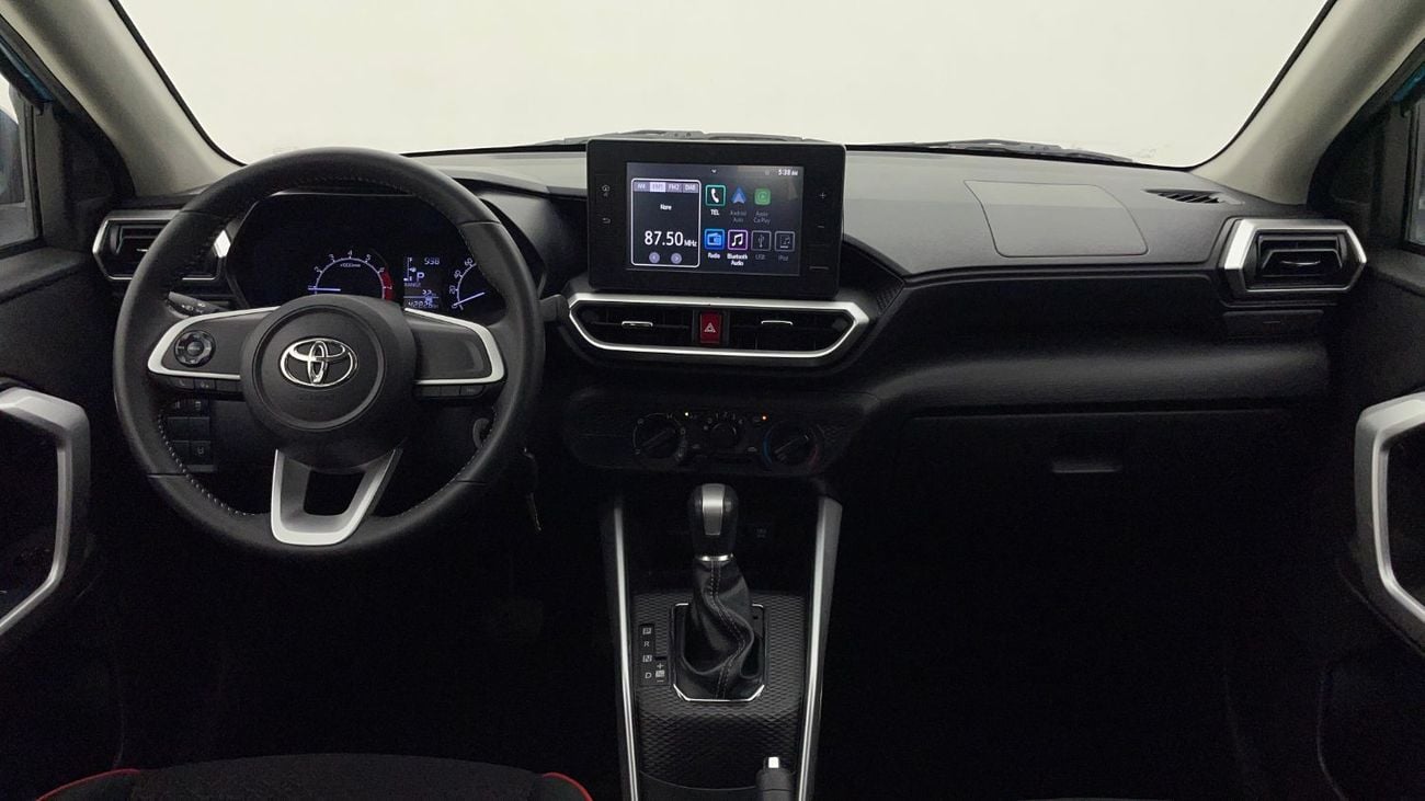 Toyota Raize TOYOTA RAIZE 1L 2023 | 0 DP | 666/Month | 30 Day Return | Service History