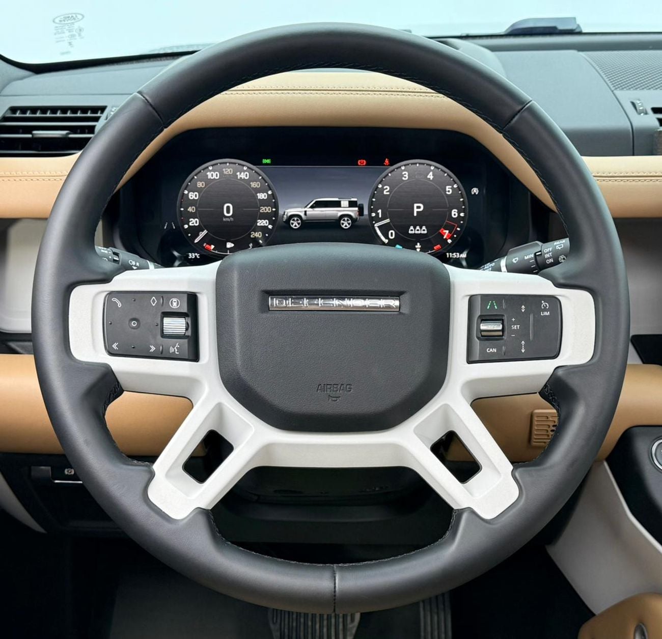 لاند روفر ديفندر P400 110 X-Dynamic SE 3.0L (5 Seater)