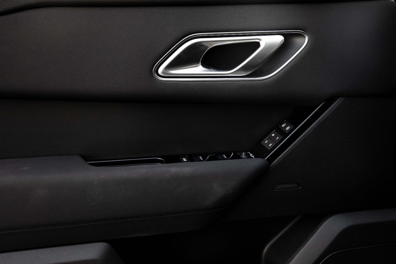 لاند روفر رينج روفر فيلار P250 R-Dynamic | 6,071 P.M  | 0% Downpayment | WARRANTY!