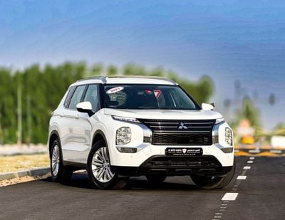 Mitsubishi Outlander Mitsubishi Outlander | 3.0 L | 2023 | GCC | Accident-Free |  In Excellent Condition | 1142 P.M