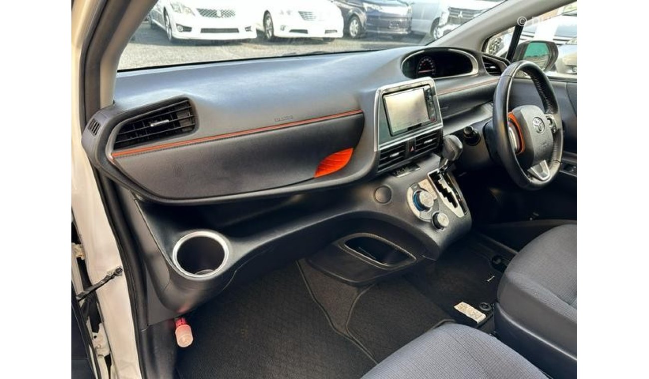 Toyota Sienta NSP170G