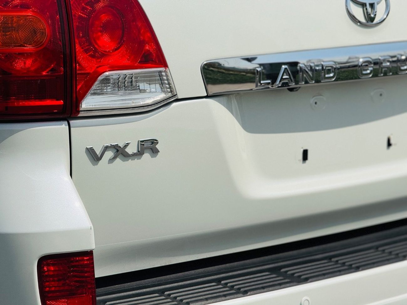 Toyota Land Cruiser Toyota Land Cruiser VXR RHD