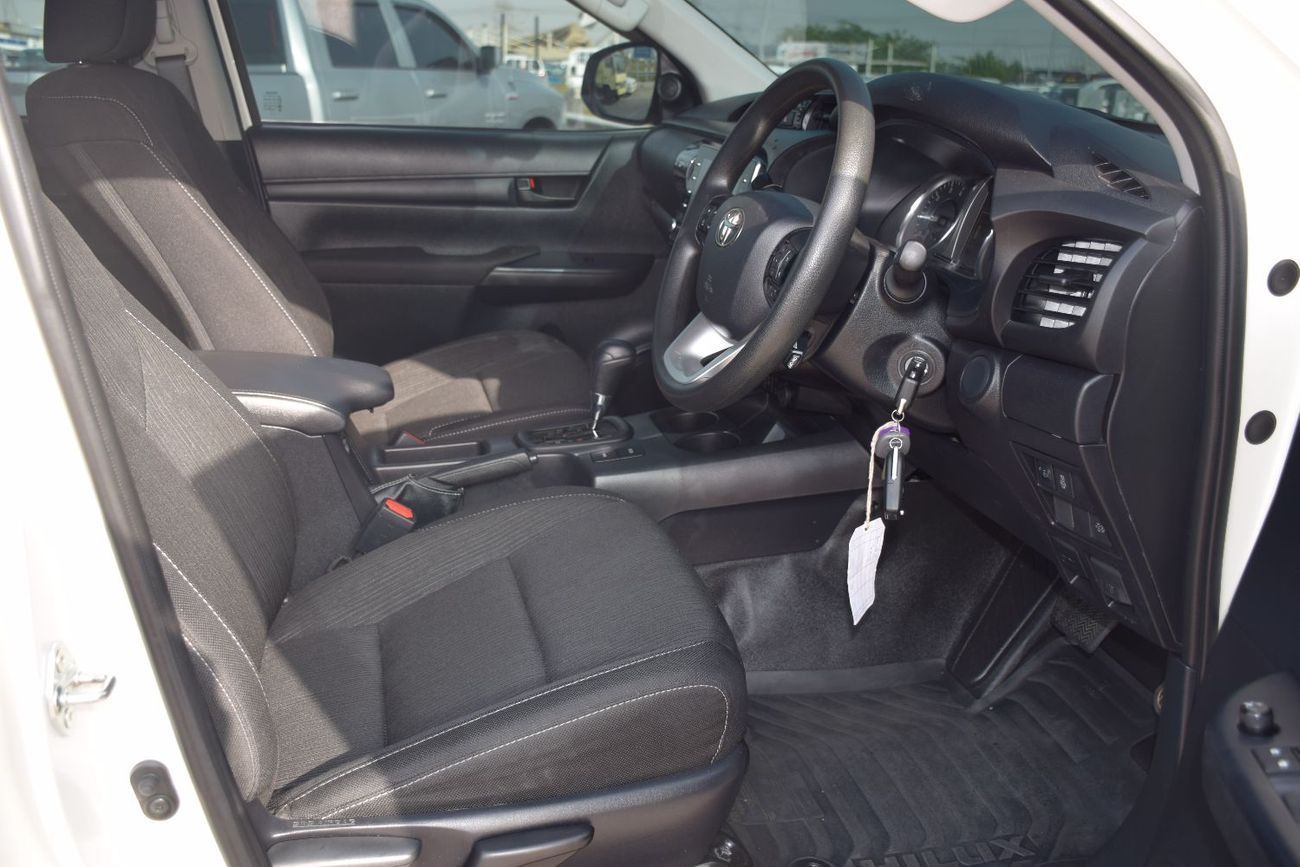 تويوتا هيلوكس S GLX Limited 2.8L A/T