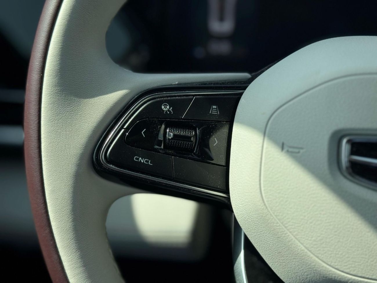 Geely Monjaro GEELY MONJARO 2024 2.0L GCC /AGMC  Agent Warranty