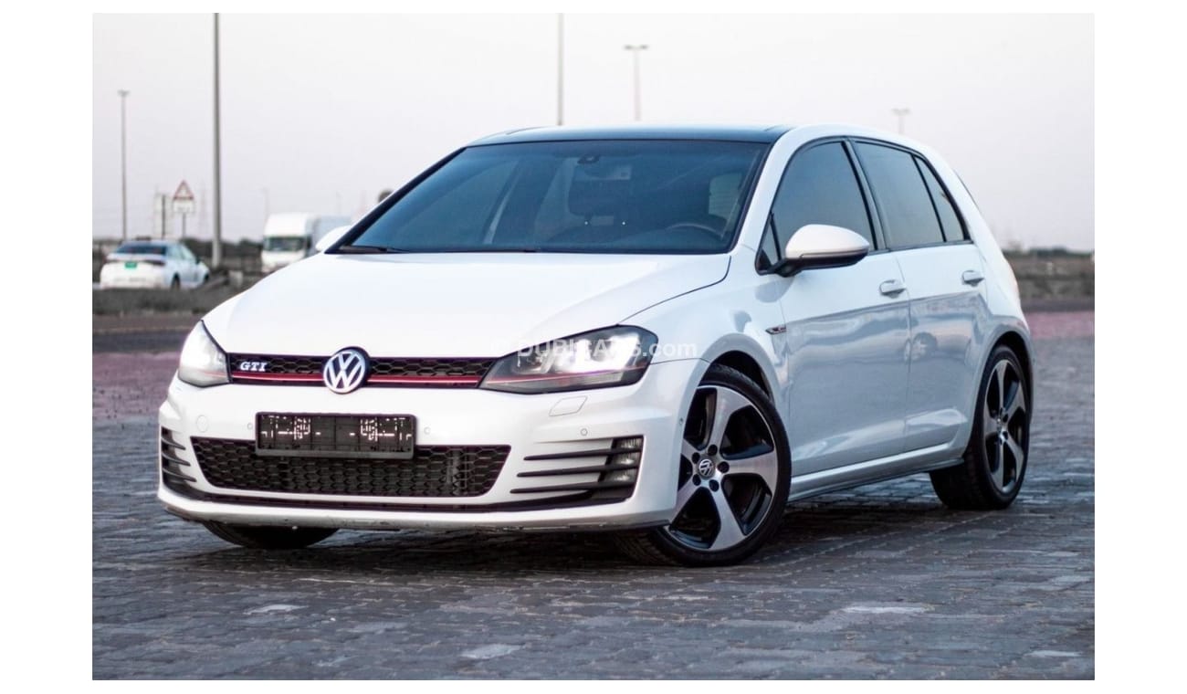 Volkswagen Golf Volkswagen Golf GTI Model: 2016 Mileage: 160,000 km Required: 38,000 dirhams _Gulf specifications _F