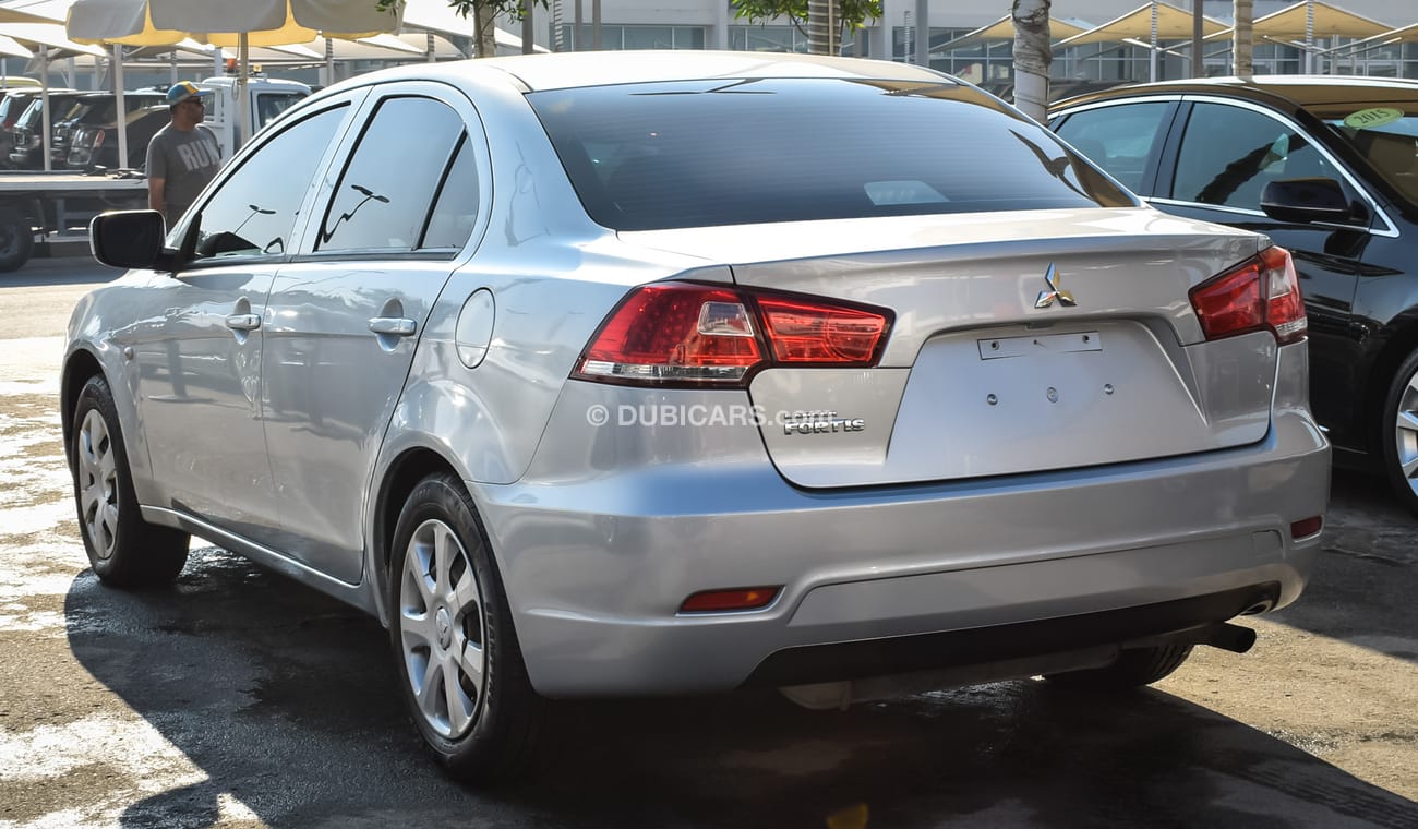 Used Mitsubishi Lancer FORTIS 2014 for sale in Sharjah 295566