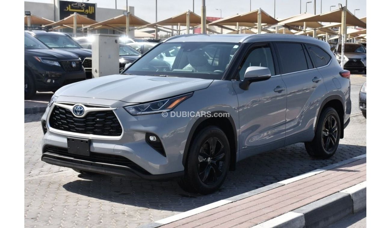 Used Toyota Highlander XLE HYBRID 4cyl 2022 CLEAN CAR WITH WARRANTY