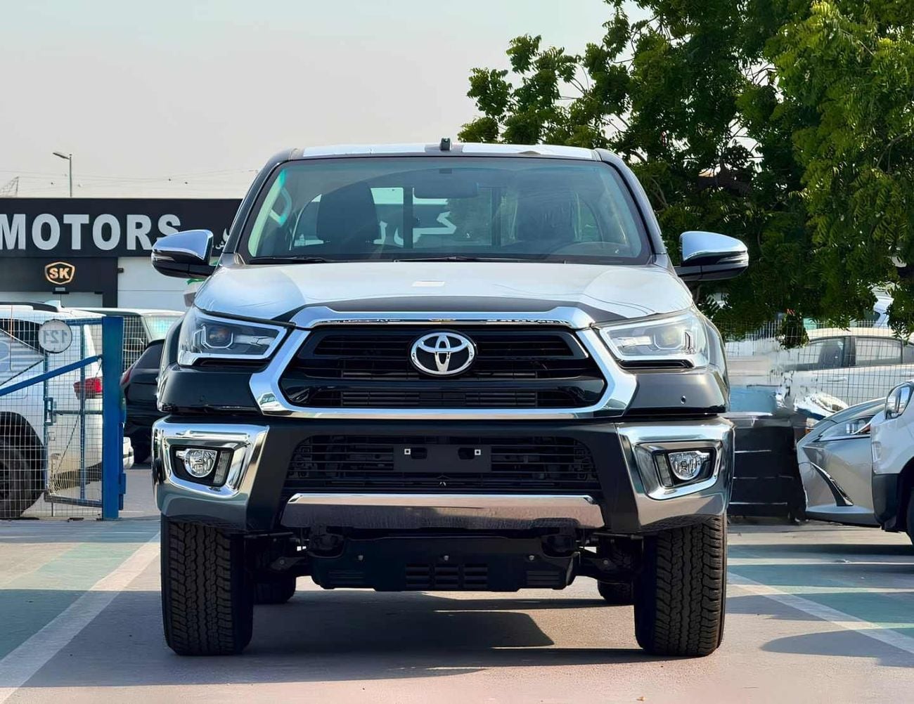 Toyota Hilux SR5 (NON GCC) SR5 | 2.8L V4 DIESEL | FULL OPTION | BLIND SPOT | OVER FNDER (CODE # HDAH1)