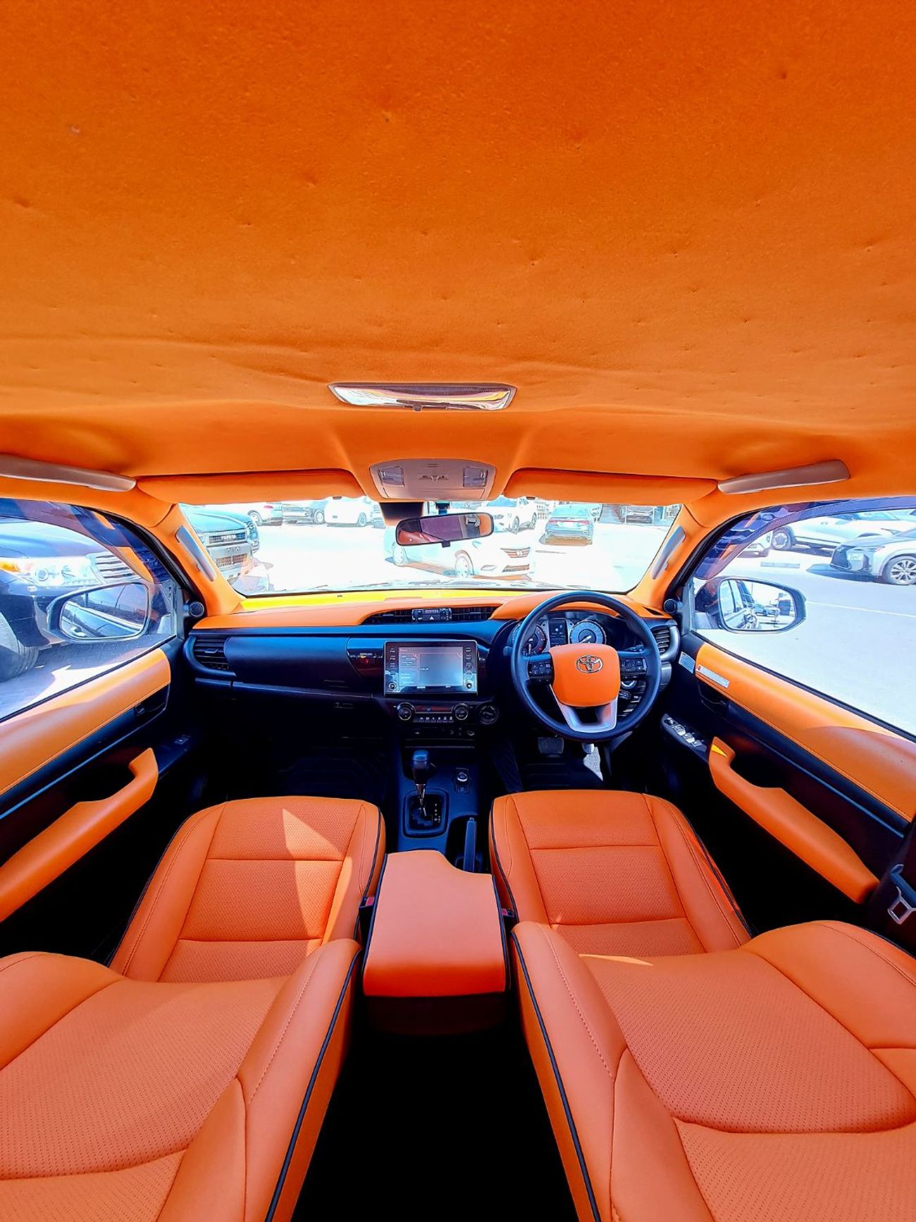 Toyota Hilux Double Cabin  Right Hand Drive  Year: *2025*  Rear view camera,  Engine: 2.8L/ V4