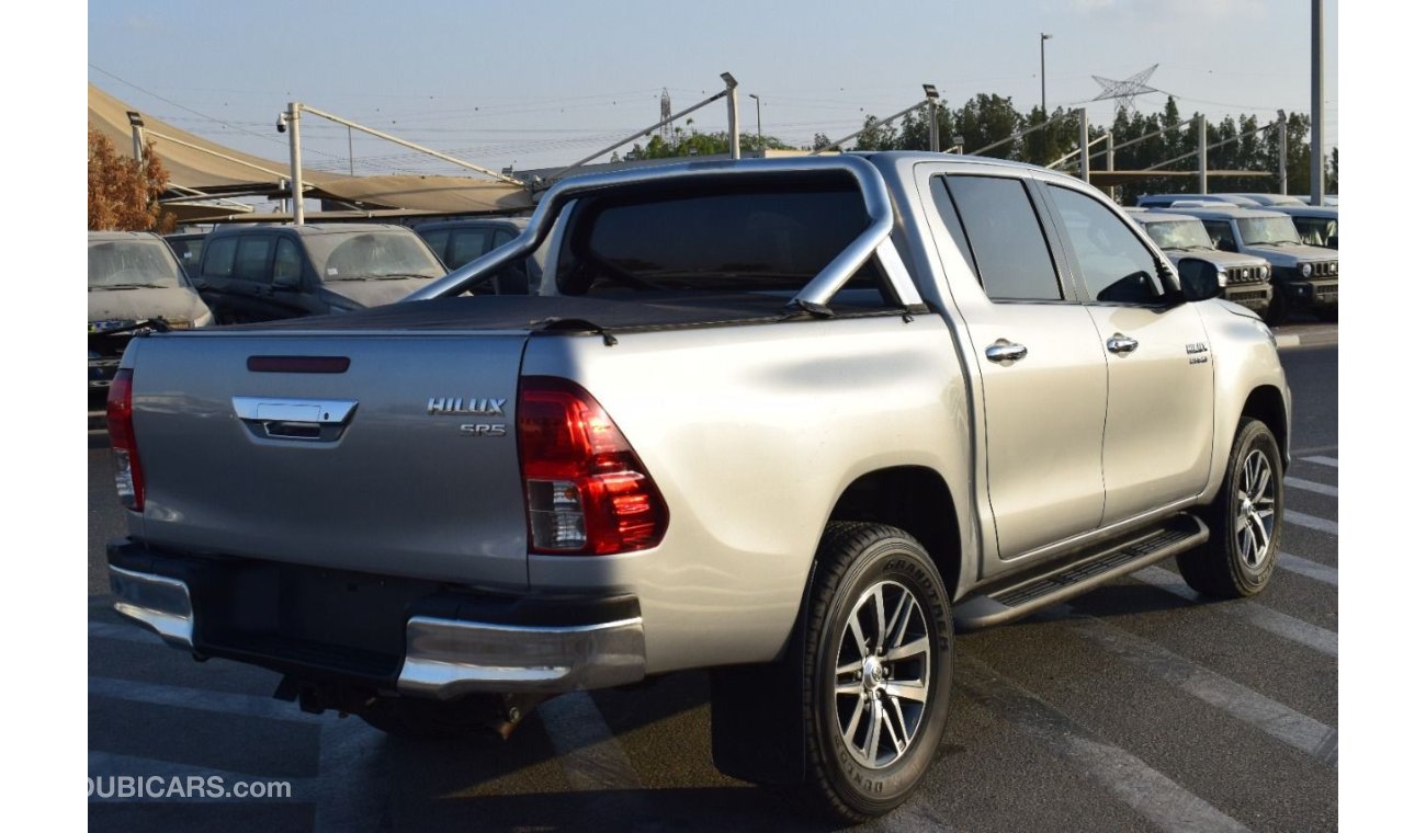 Toyota Hilux SR5